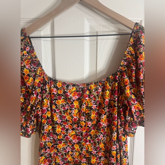 Women’s Vibe Collection, Floral Dress - Picture 5 of 14